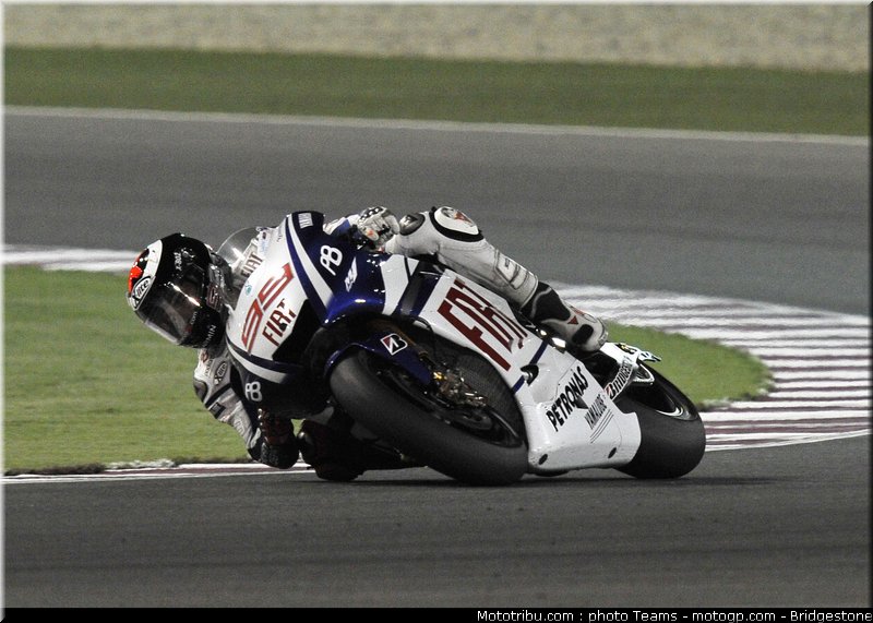 motogp_lorenzo_14_qatar_2010