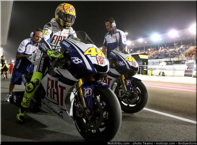 motogp_rossi_05_qatar_2010