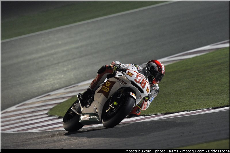 motogp_simoncelli_14_qatar_2010