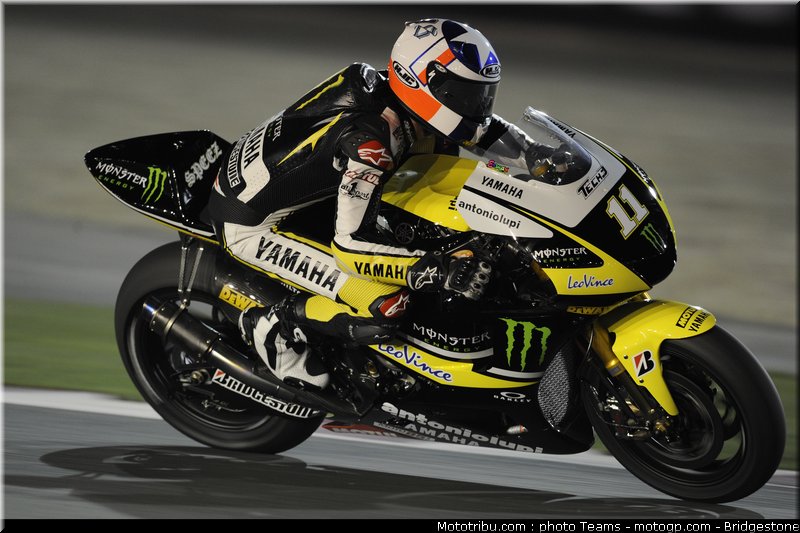 motogp_spies_05_qatar_2010