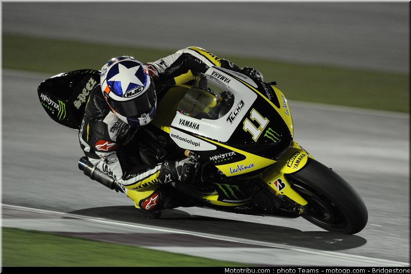 motogp_spies_08_qatar_2010