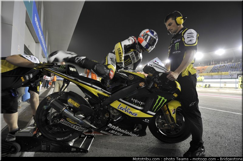 motogp_spies_15_qatar_2010