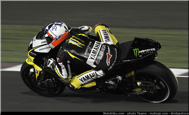motogp_spies_17_qatar_2010