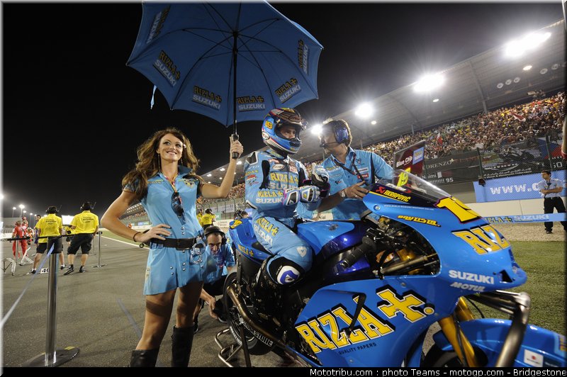 pitbabe_motogp_qatar_2010_16