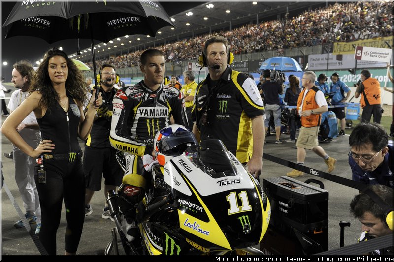 pitbabe_motogp_qatar_2010_23