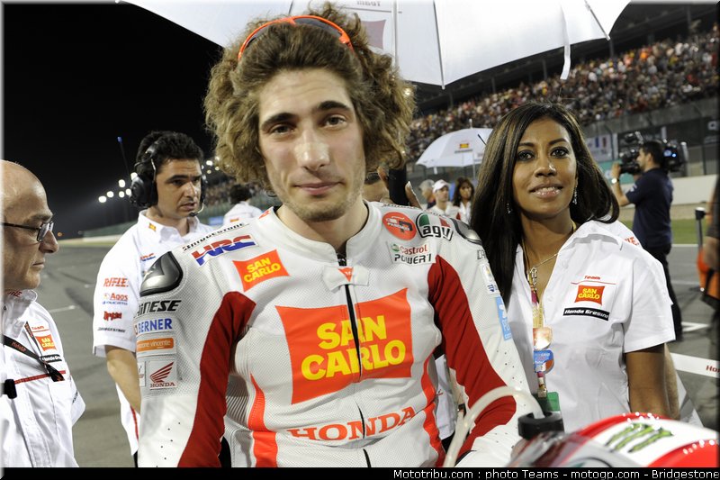 pitbabe_motogp_qatar_2010_30