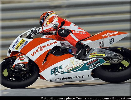 moto2_bradl_08_qatar_2010.jpg