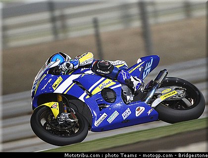 moto2_derosa_06_qatar_2010.jpg