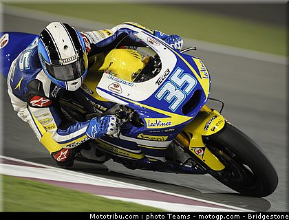 moto2_derosa_07_qatar_2010.jpg