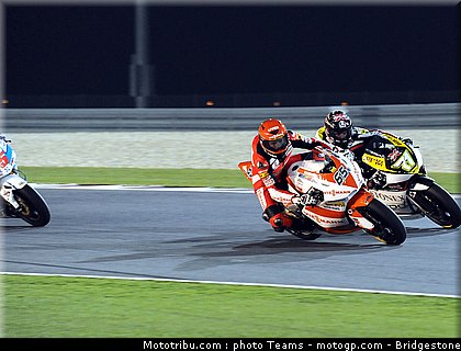 moto2_qatar_2010_16.jpg