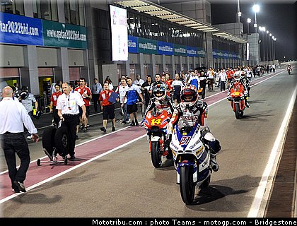 moto2_qatar_2010_21.jpg