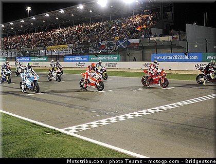 moto2_qatar_2010_27.jpg