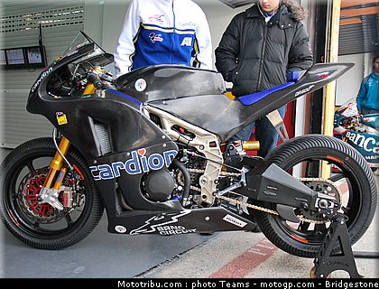 moto2_qatar_2010_31.jpg
