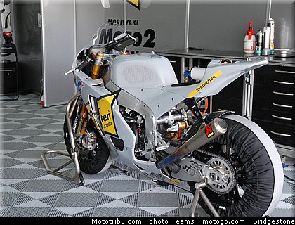 moto2_qatar_2010_32.jpg
