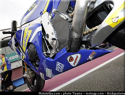 moto2_tech3_04_qatar_2010.jpg