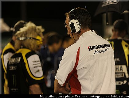 motogp_bridgestone_1_qatar_2010.jpg