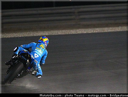 motogp_capirossi_28_qatar_2010.jpg