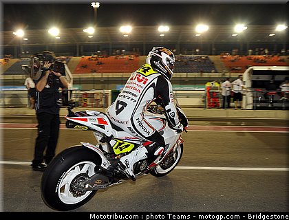 motogp_depuniet_03_qatar_2010.jpg