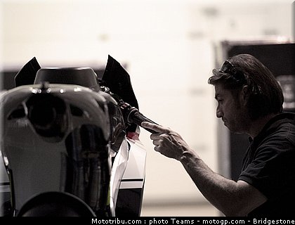 motogp_depuniet_13_qatar_2010.jpg