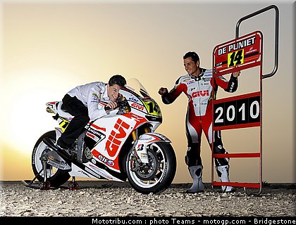 motogp_depuniet_15_qatar_2010.jpg