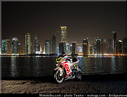 motogp_depuniet_17_qatar_2010.jpg