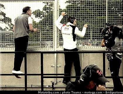 motogp_depuniet_20_qatar_2010.jpg