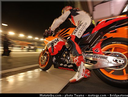 motogp_dovizioso_15_qatar_2010.jpg