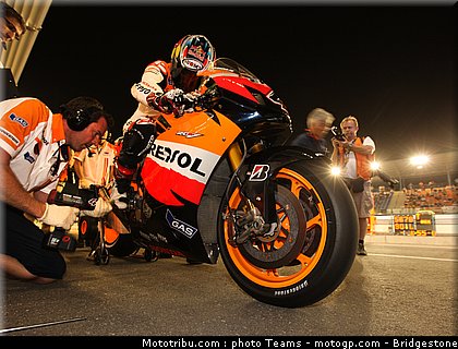 motogp_dovizioso_24_qatar_2010.jpg