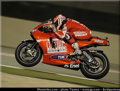 motogp_hayden_05_qatar_2010.jpg