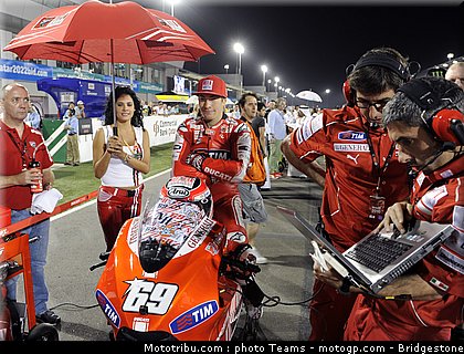 motogp_hayden_14_qatar_2010.jpg