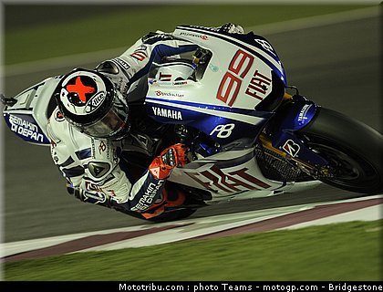 motogp_lorenzo_02_qatar_2010.jpg