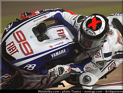 motogp_lorenzo_07_qatar_2010.jpg