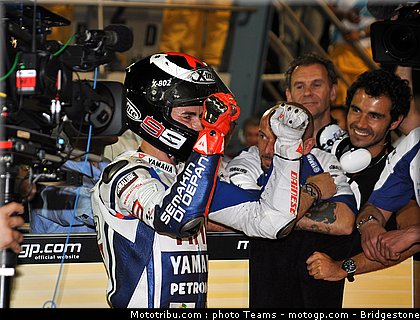 motogp_lorenzo_15_qatar_2010.jpg
