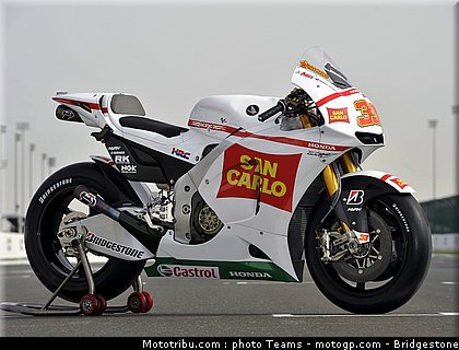 motogp_melandri_01_qatar_2010.jpg