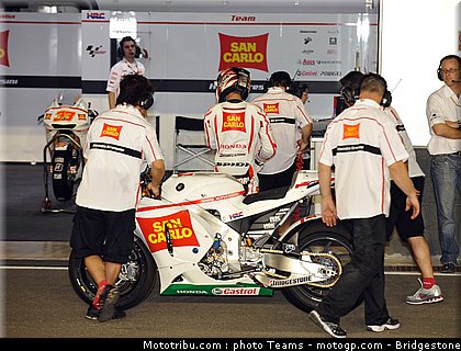 motogp_melandri_16_qatar_2010.jpg