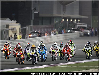 motogp_qatar_2010_0001.jpg