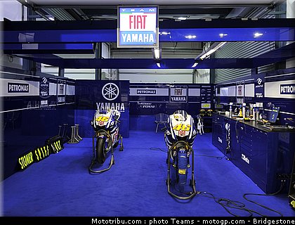motogp_rossi_24_qatar_2010.jpg