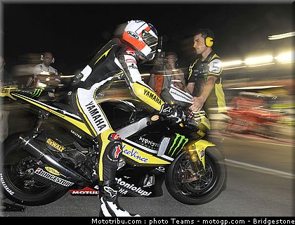 motogp_spies_06_qatar_2010.jpg
