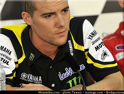 motogp_spies_07_qatar_2010.jpg