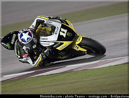 motogp_spies_10_qatar_2010.jpg