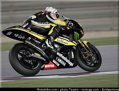 motogp_spies_11_qatar_2010.jpg