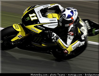 motogp_spies_14_qatar_2010.jpg