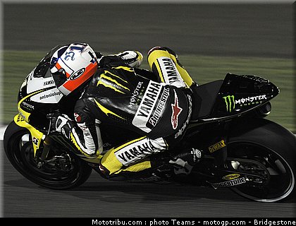 motogp_spies_17_qatar_2010.jpg