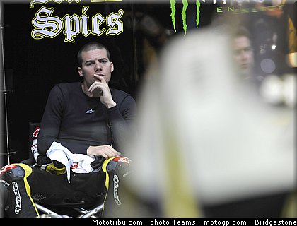 motogp_spies_18_qatar_2010.jpg