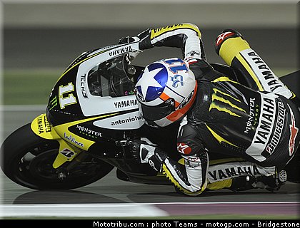motogp_spies_20_qatar_2010.jpg