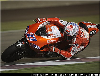 motogp_stoner_21_qatar_2010.jpg