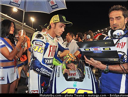 pitbabe_motogp_qatar_2010_17.jpg