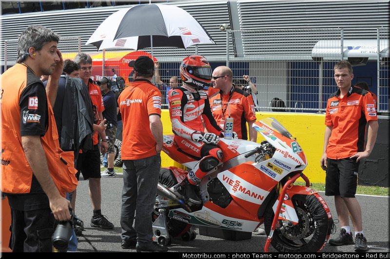 moto2_bradl_01_jerez_2010