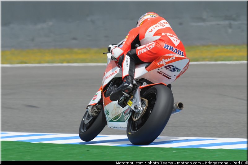 moto2_bradl_04_jerez_2010