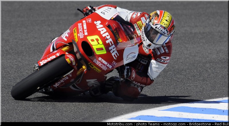 moto2_simon_04_jerez_2010